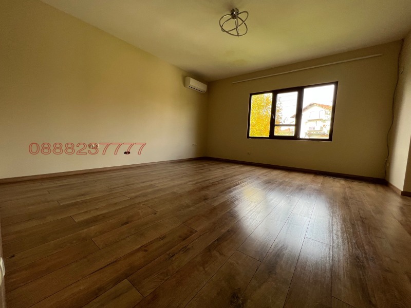 Til leje  Hus Sofia , Voluyak , 130 kvm | 44396070 - billede [8]