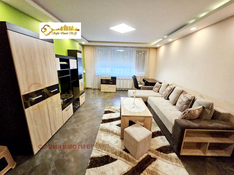 Дава под нем  3-стаен, град София, Студентски град •  715 € • ID 34492991 — holmes.bg - [1] 