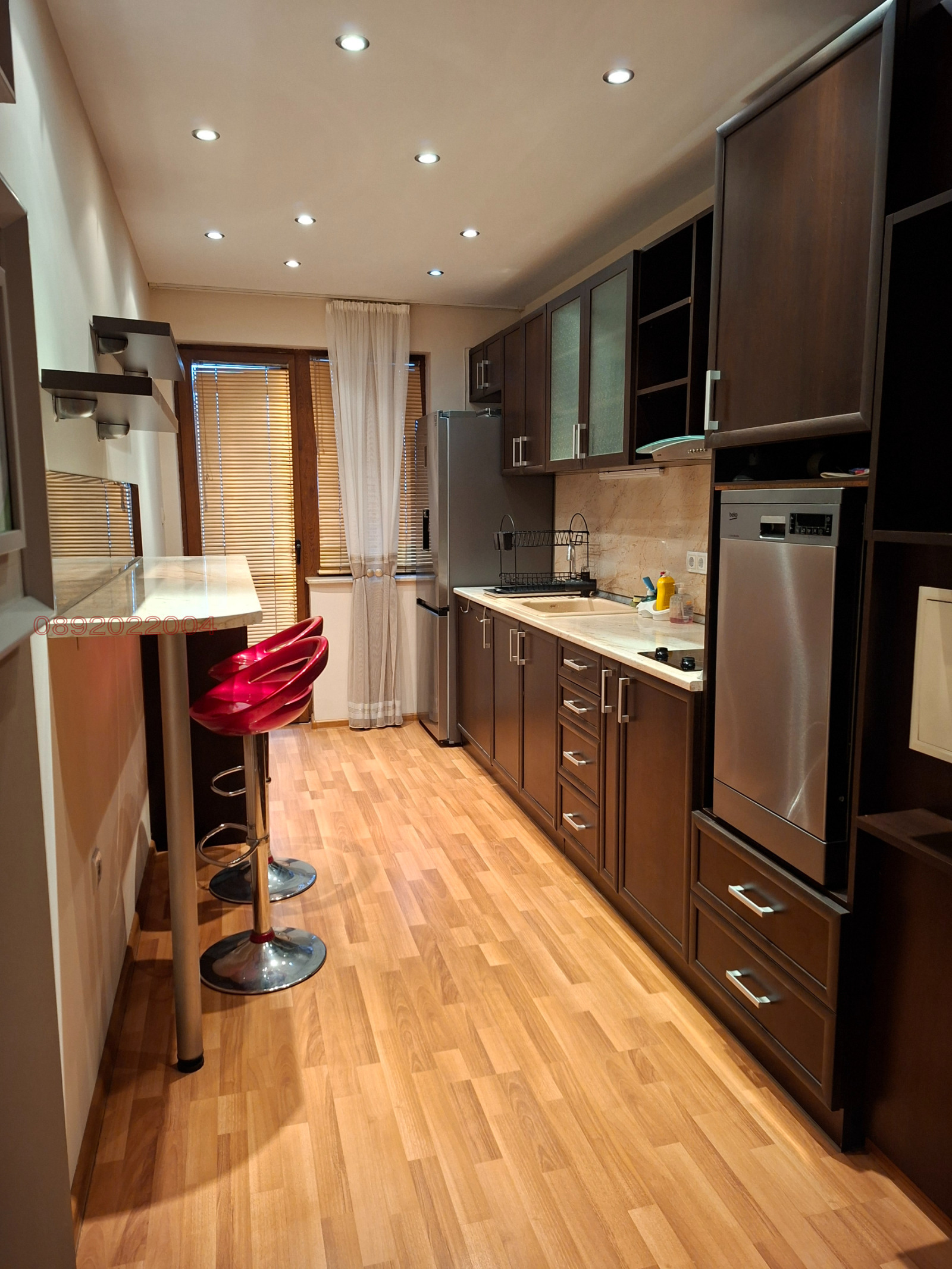 Дава под наем 3-СТАЕН, гр. Варна, Лятно кино Тракия, снимка 3 - Апартаменти - 53980829