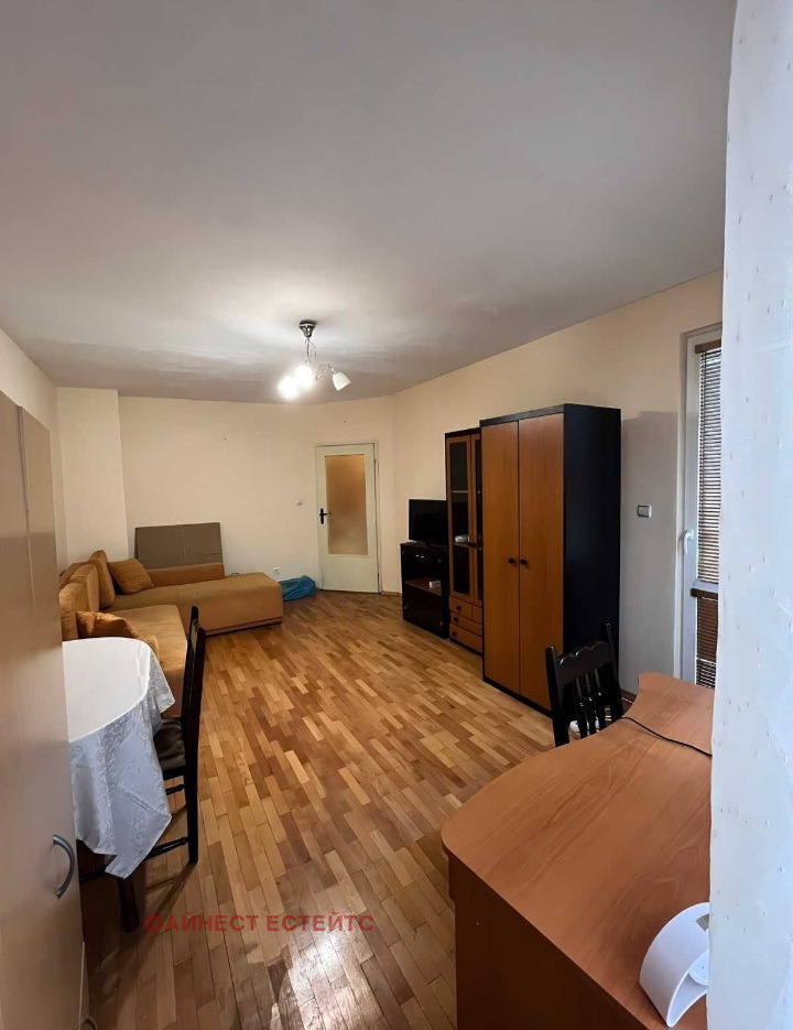 Do wynajęcia  1 sypialnia Sofia , Centar , 67 mkw | 80985141 - obraz [2]