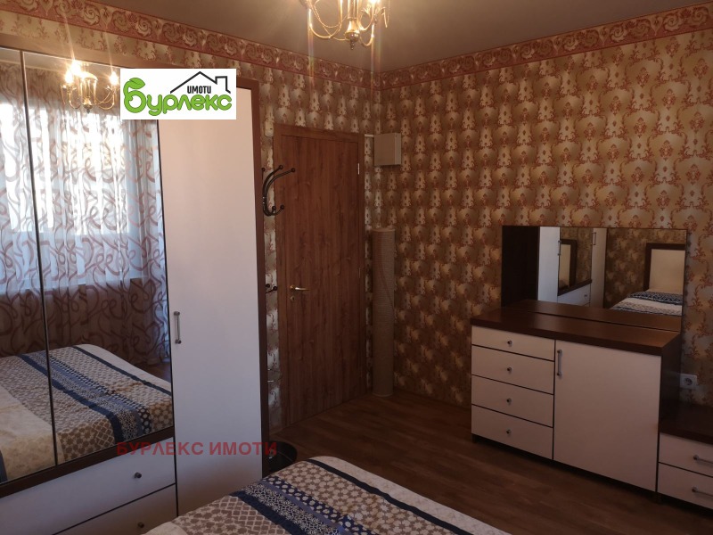 Дава под наем 2-СТАЕН, гр. Варна, Конфуто, снимка 10 - Апартаменти - 52733436