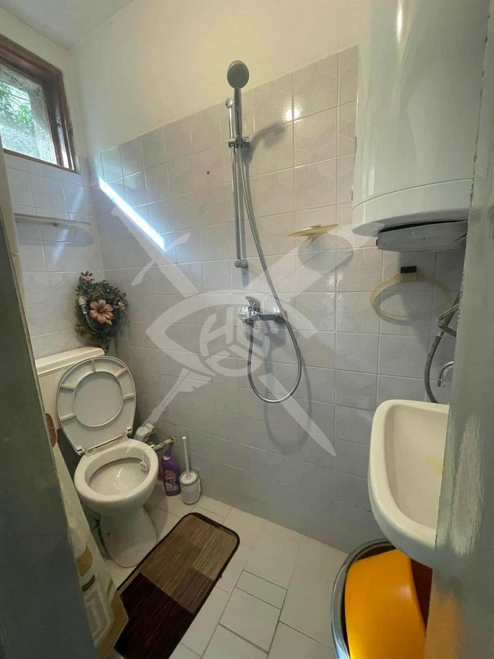 Vuokrattavana  Talon kerros Varna , Tsentar , 25 neliömetriä | 73804402 - kuva [6]