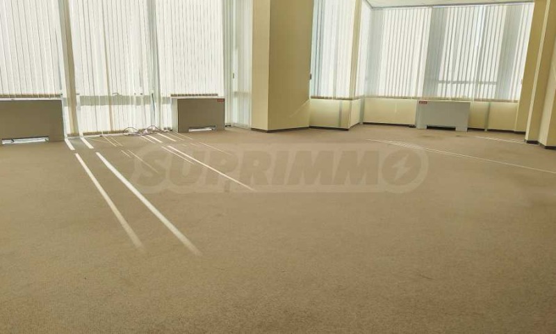 Дава под Наем ОФИС в град София, Студентски град - 157 кв.м / 1 350 € » 2 640.37 лв., СУПРИММО - ГЛАВЕН ОФИС