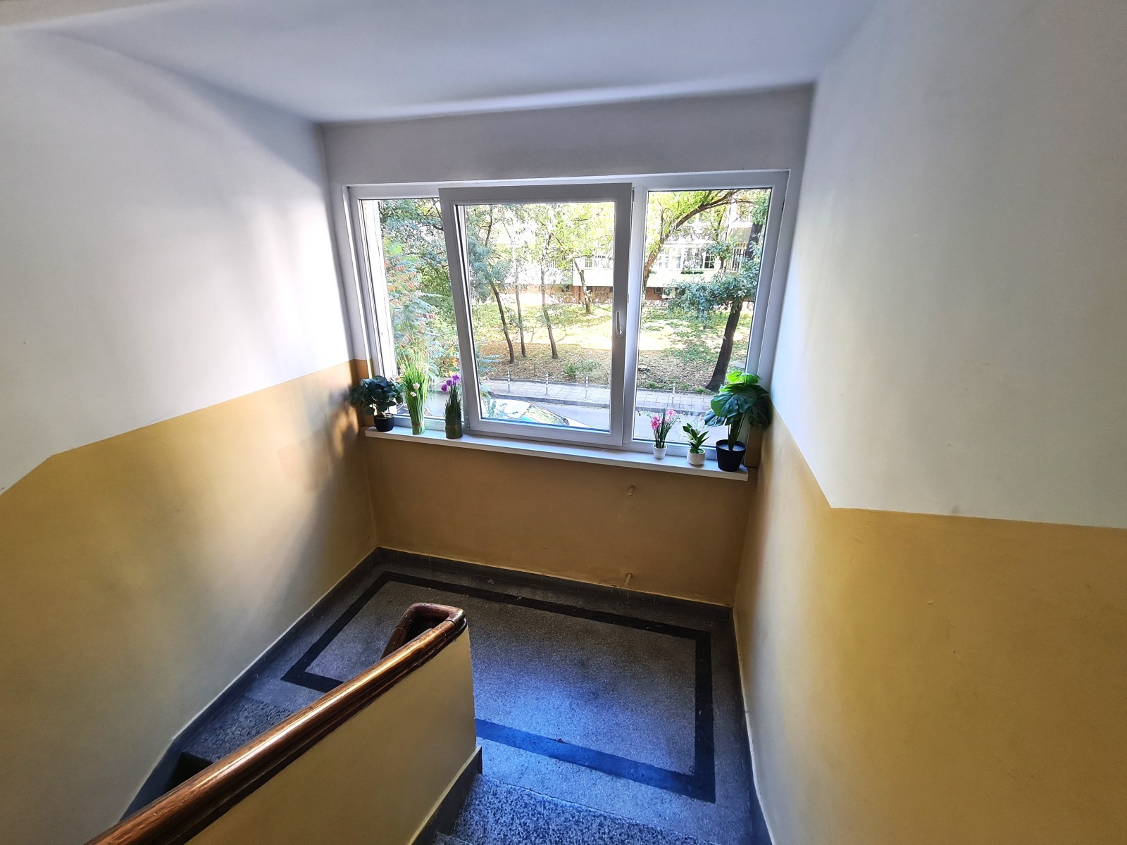 ���� ��� ���� 1-����� | Imot.bg � ����������� 8