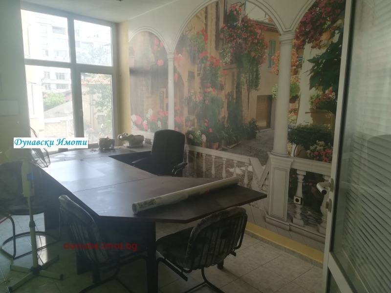 Дава под наем  Офис град Русе , Център , 52 кв.м | 32065697
