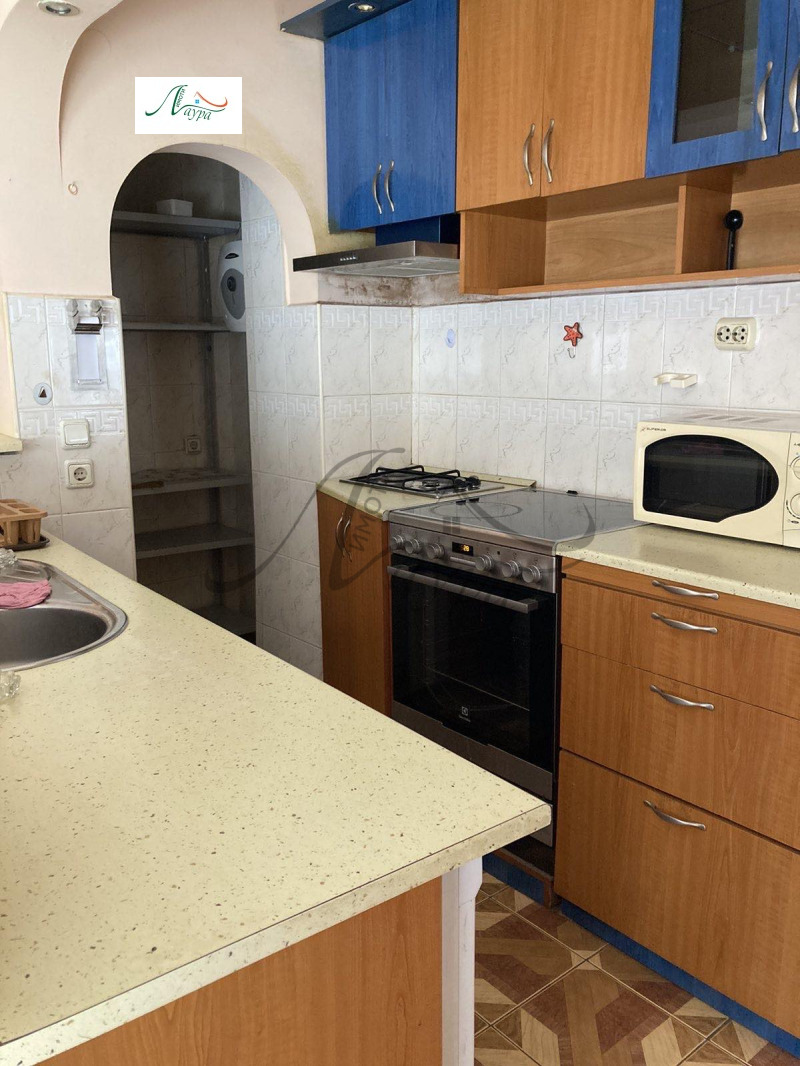 Дава под наем  Етаж от къща град Шумен , Болницата , 90 кв.м | 45338441 - изображение [5]