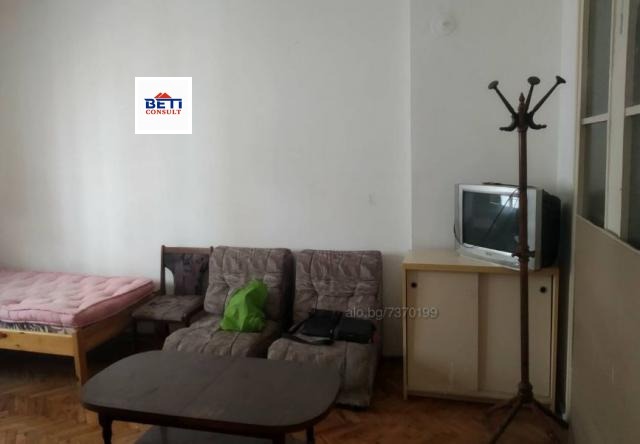 Дава под наем СТАЯ, гр. София, Център, снимка 2 - Стаи под наем - 54600973