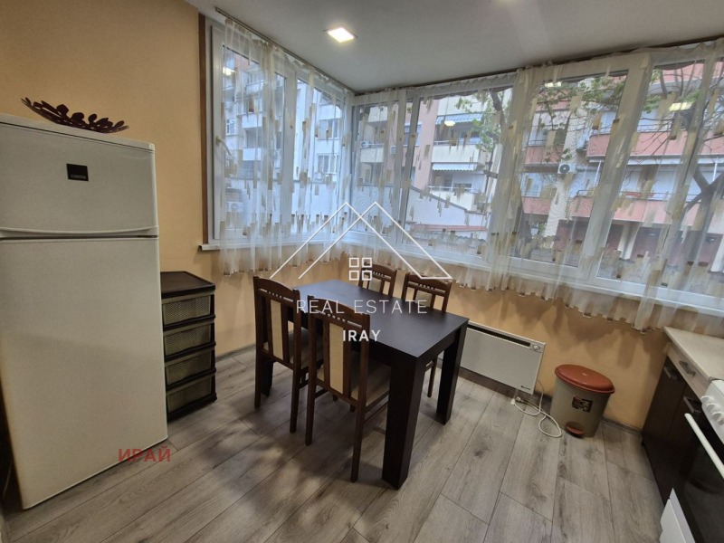 Kiadó  2 hálószobás Stara Zagora , Centar , 80 négyzetméter | 58164701 - kép [6]