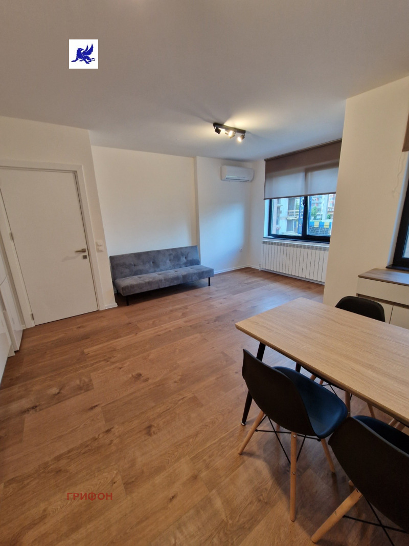 Zu vermieten  1 Schlafzimmer Sofia , Mladost 3 , 65 qm | 49183555 - Bild [2]