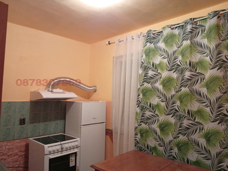 Zu vermieten  2 Schlafzimmer Sofia , Suhata reka , 70 qm | 12296398