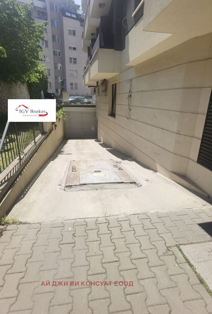 Дава под наем ГАРАЖ, ПАРКОМЯСТО, гр. София, Бъкстон, снимка 2 - Гаражи и паркоместа - 54698094