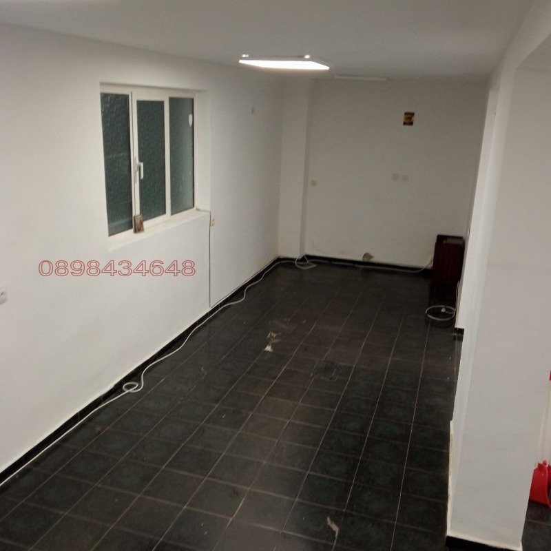 Дава под наем МАГАЗИН, гр. Кюстендил, Център, снимка 10 - Магазини - 52781953