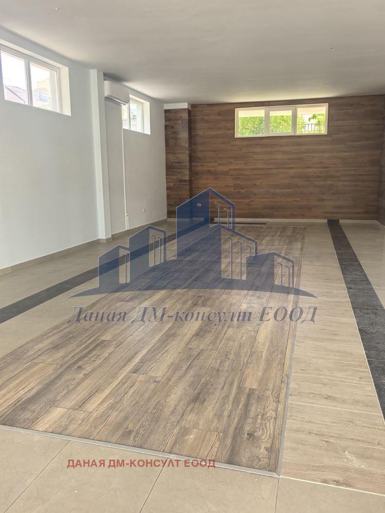 Дава под наем  Магазин град Шумен , 2-ри корпус , 1500 кв.м | 28149152 - изображение [11]