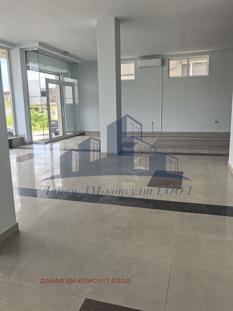 Дава под наем  Магазин град Шумен , 2-ри корпус , 1500 кв.м | 28149152 - изображение [3]
