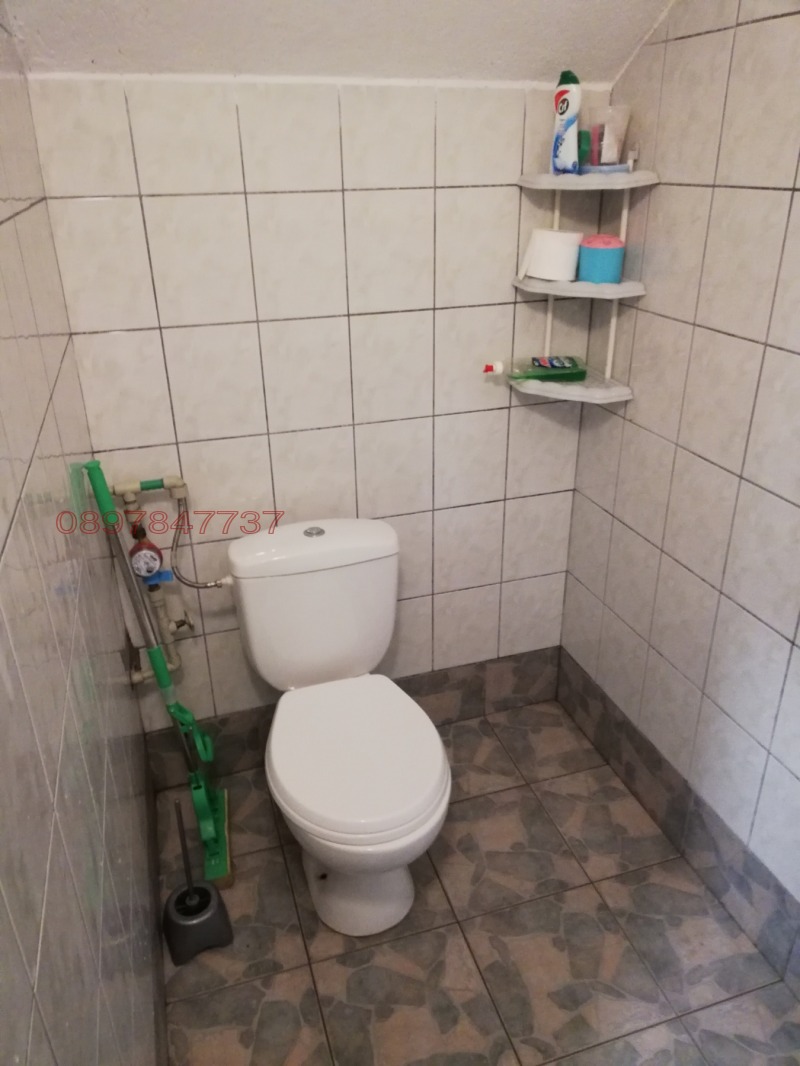 Дава под наем  Етаж от къща град Варна , Колхозен пазар , 40 кв.м | 41017653 - изображение [6]