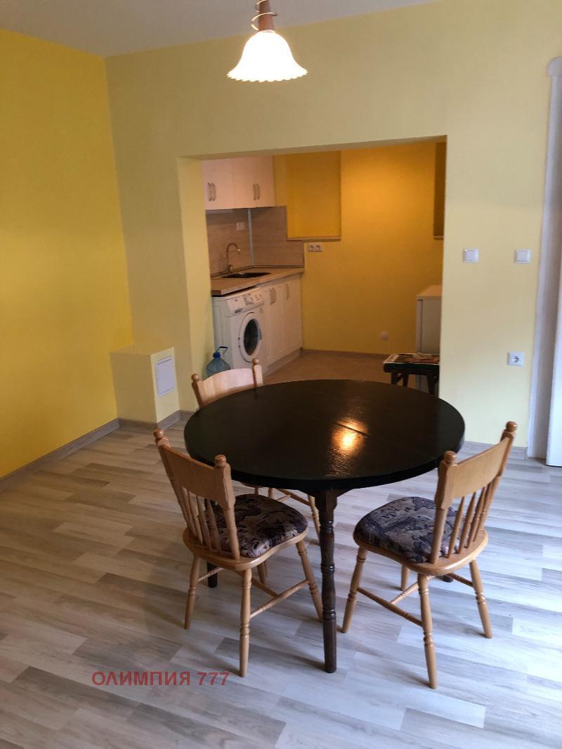 De inchiriat  1 dormitor Pleven , Șiroc țentâr , 60 mp | 56879943 - imagine [5]