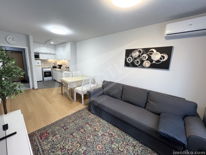Do wynajęcia  1 sypialnia Sofia , Darwenica , 65 mkw | 98362841