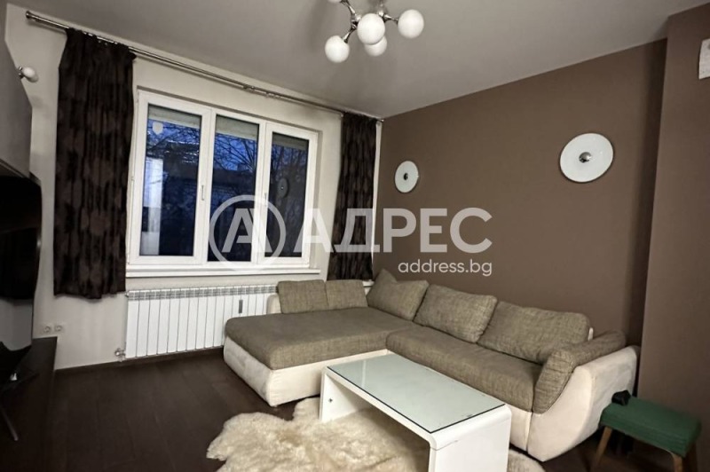 Kiadó  2 hálószobás Sofia , Centar , 85 négyzetméter | 84299091