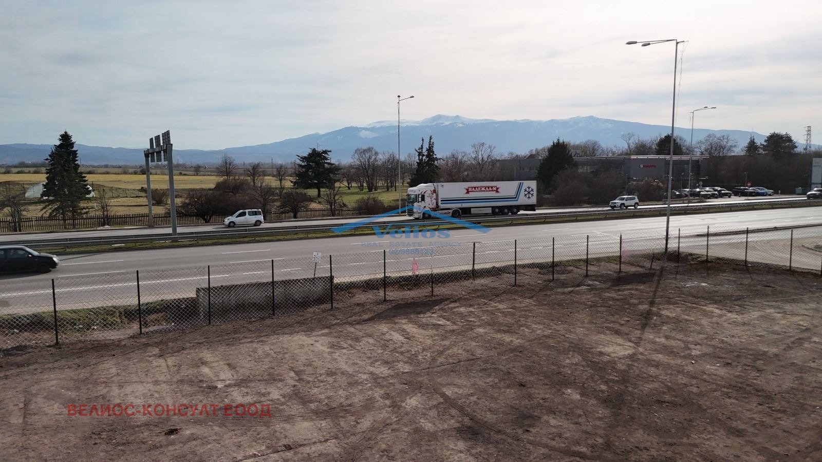 Дава под наем МЯСТО, гр. София, Враждебна