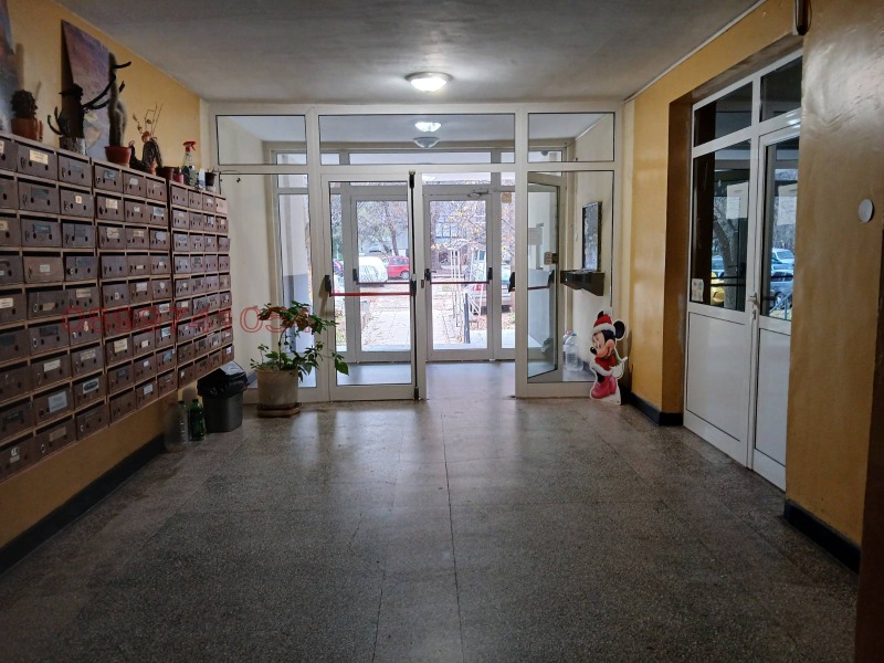 Дава под наем 2-СТАЕН, гр. София, Дианабад, снимка 15 - Апартаменти - 53102436