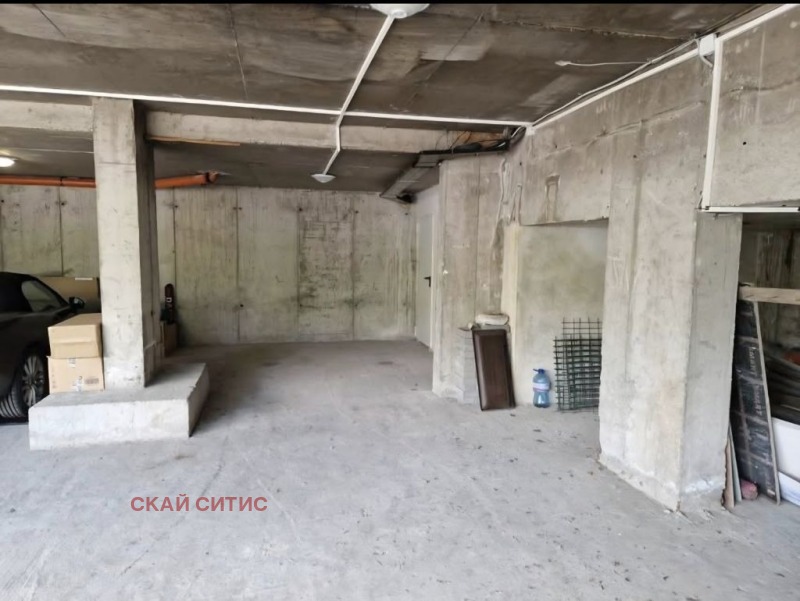 Дава под наем ГАРАЖ, ПАРКОМЯСТО, гр. София, Оборище, снимка 2 - Гаражи и паркоместа - 52440291