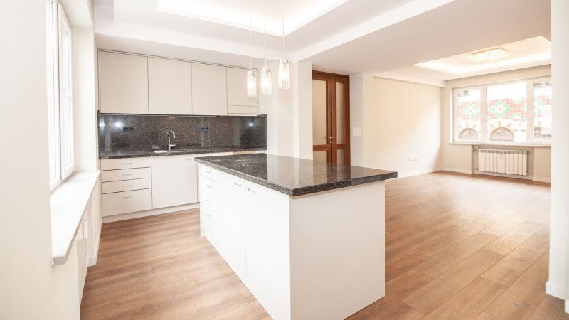 K pronájmu  Kancelář Sofia , Centar , 160 m2 | 99104252