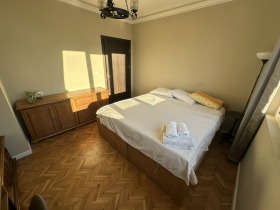 2-стаен град София, Лозенец 11