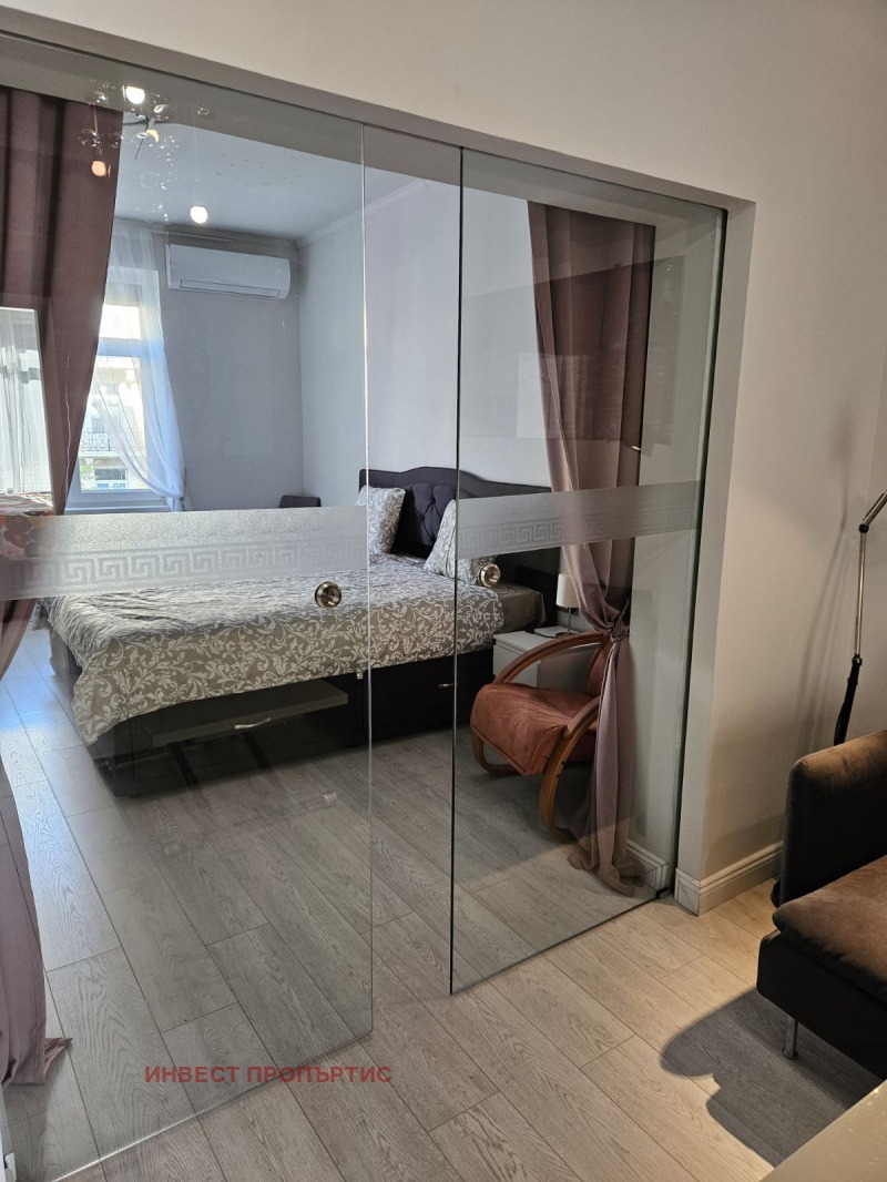 K pronájmu  2 ložnice Sofia , Centar , 60 m2 | 43793673 - obraz [10]