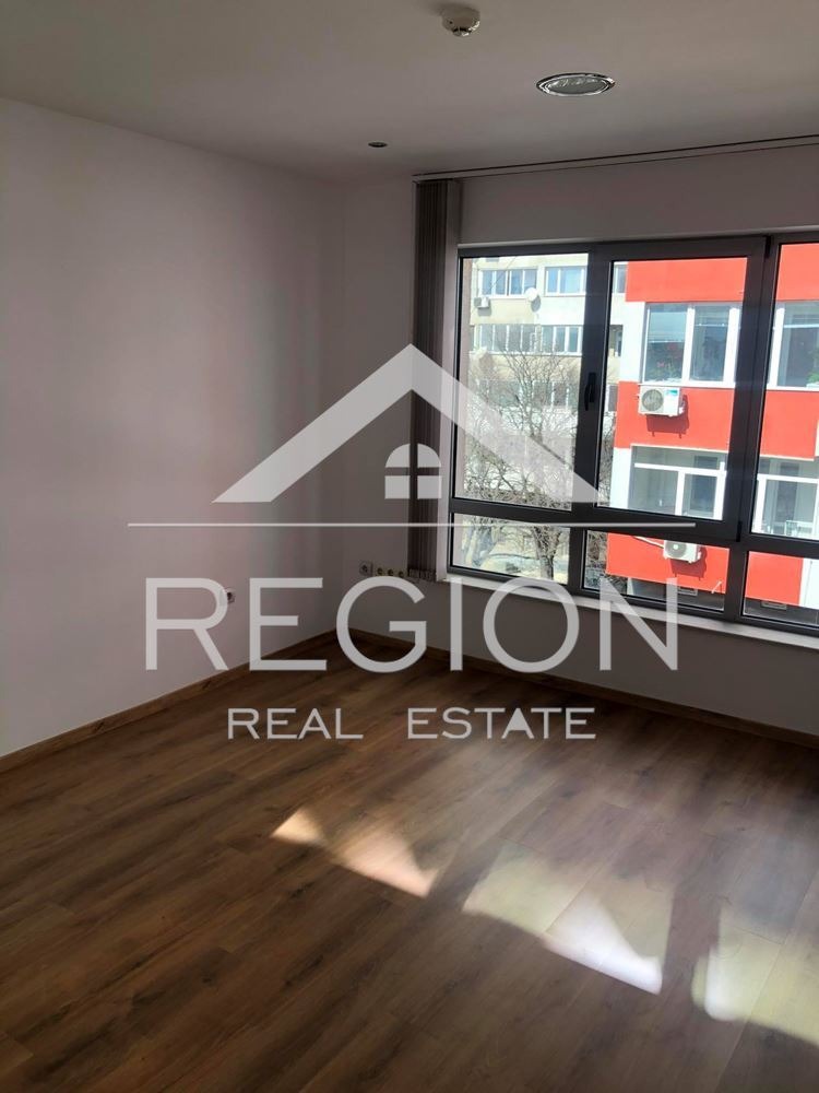 Дава под наем ОФИС, гр. Варна, Лятно кино Тракия, снимка 8 - Офиси - 54217558