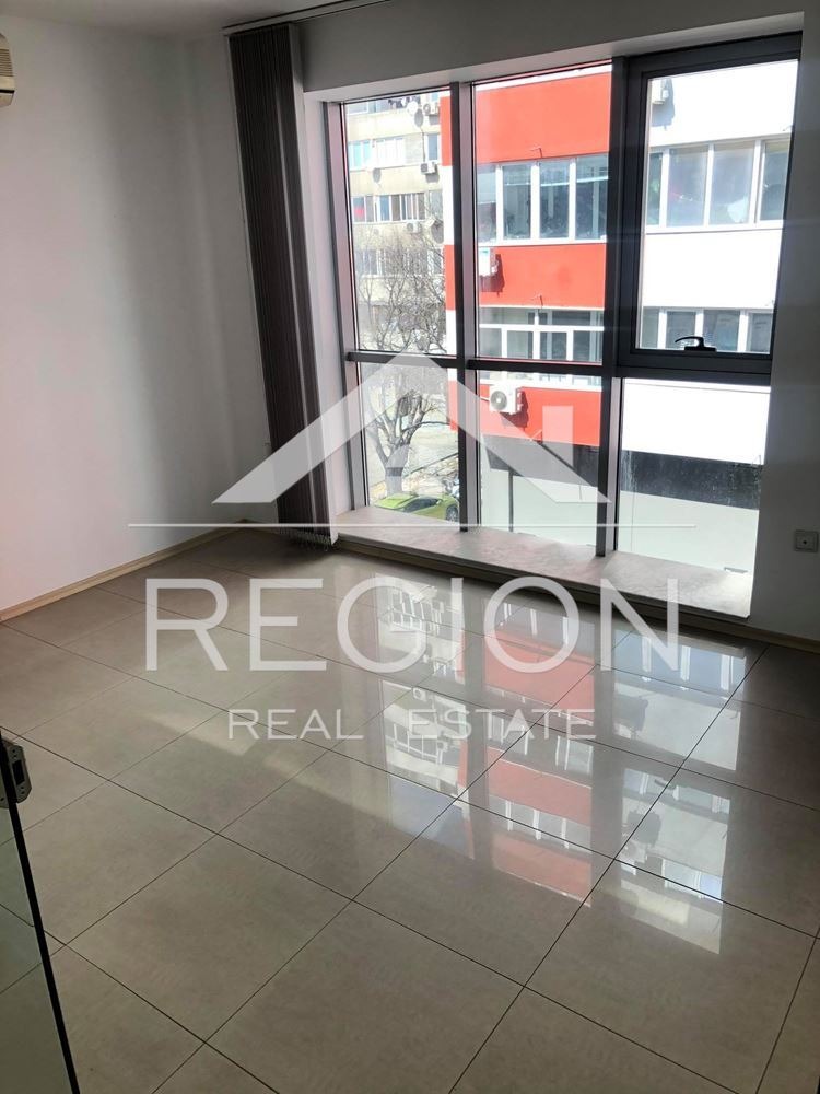 Дава под наем ОФИС, гр. Варна, Лятно кино Тракия, снимка 6 - Офиси - 54217558