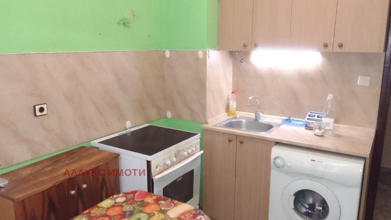 Da affittare  Studio Ruse , Shirok tsentar , 38 mq | 52057016
