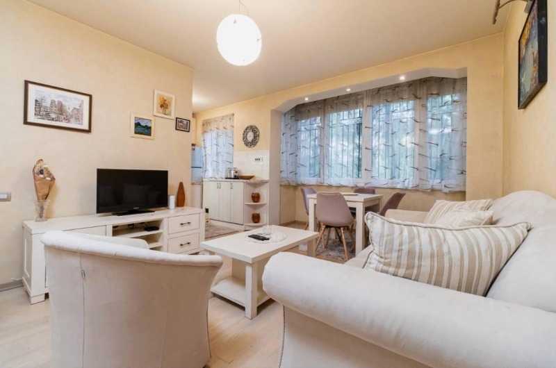 Til leje  1 soveværelse Plovdiv , Karshiyaka , 67 kvm | 29361064 - billede [3]