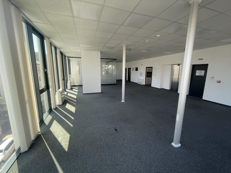 Para alugar  Escritório Sofia , Centar , 209 m² | 25860128 - imagem [6]
