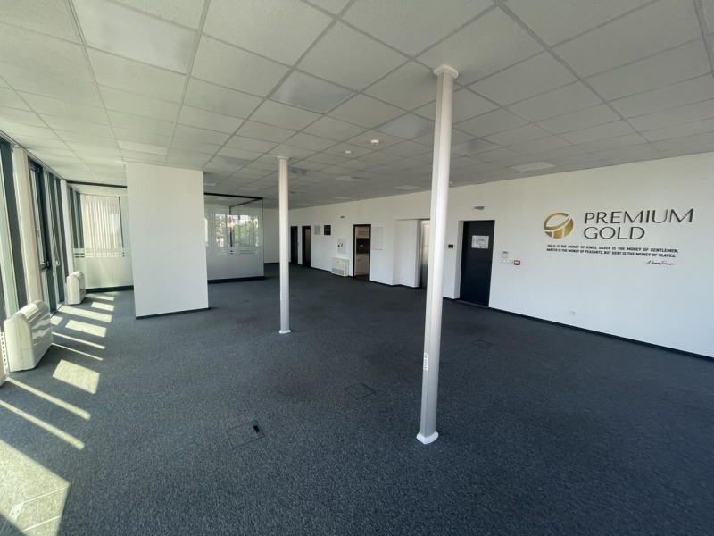 Para alugar  Escritório Sofia , Centar , 209 m² | 25860128 - imagem [3]