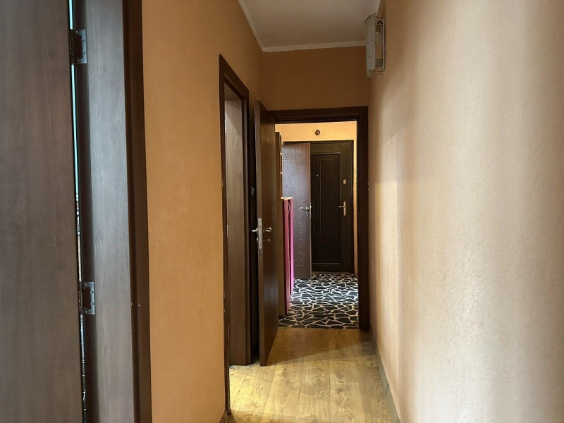 För uthyrning  3 sovrum Sofia , Knjajevo , 120 kvm | 34802962 - bild [11]