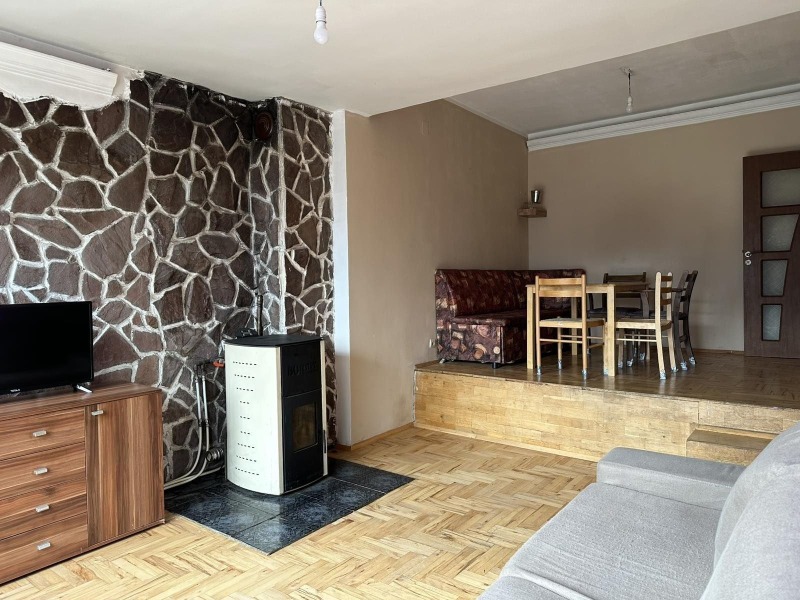 För uthyrning  3 sovrum Sofia , Knjajevo , 120 kvm | 34802962 - bild [3]