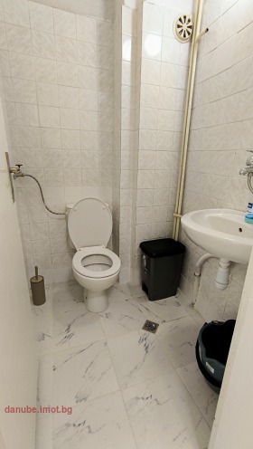 Üzlet Centar, Ruse 9