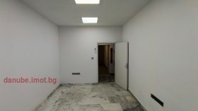 Üzlet Centar, Ruse 2