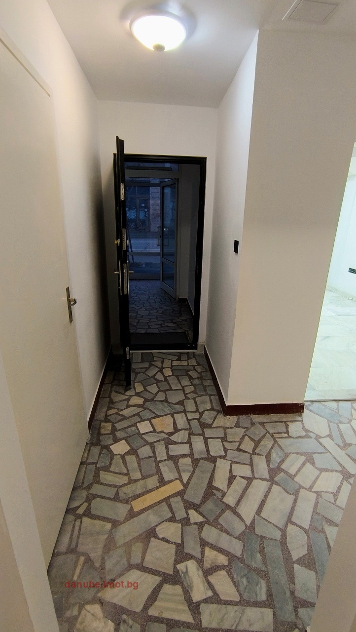 Kiadó  Üzlet Ruse , Centar , 50 négyzetméter | 36968785 - kép [7]