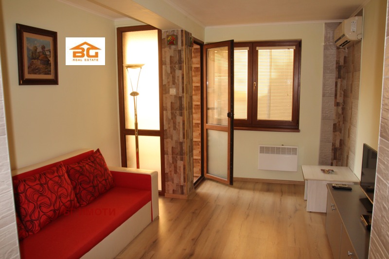 Te huur  1 slaapkamer Varna , VINS-Tsjerven ploshtad , 63 m² | 92032081
