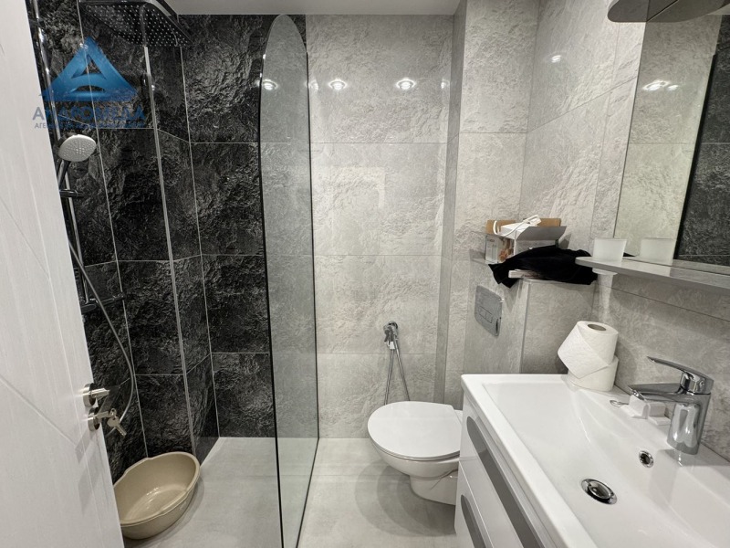 En renta  2 dormitorios Pleven , Shirok tsentar , 86 metros cuadrados | 92113244 - imagen [13]