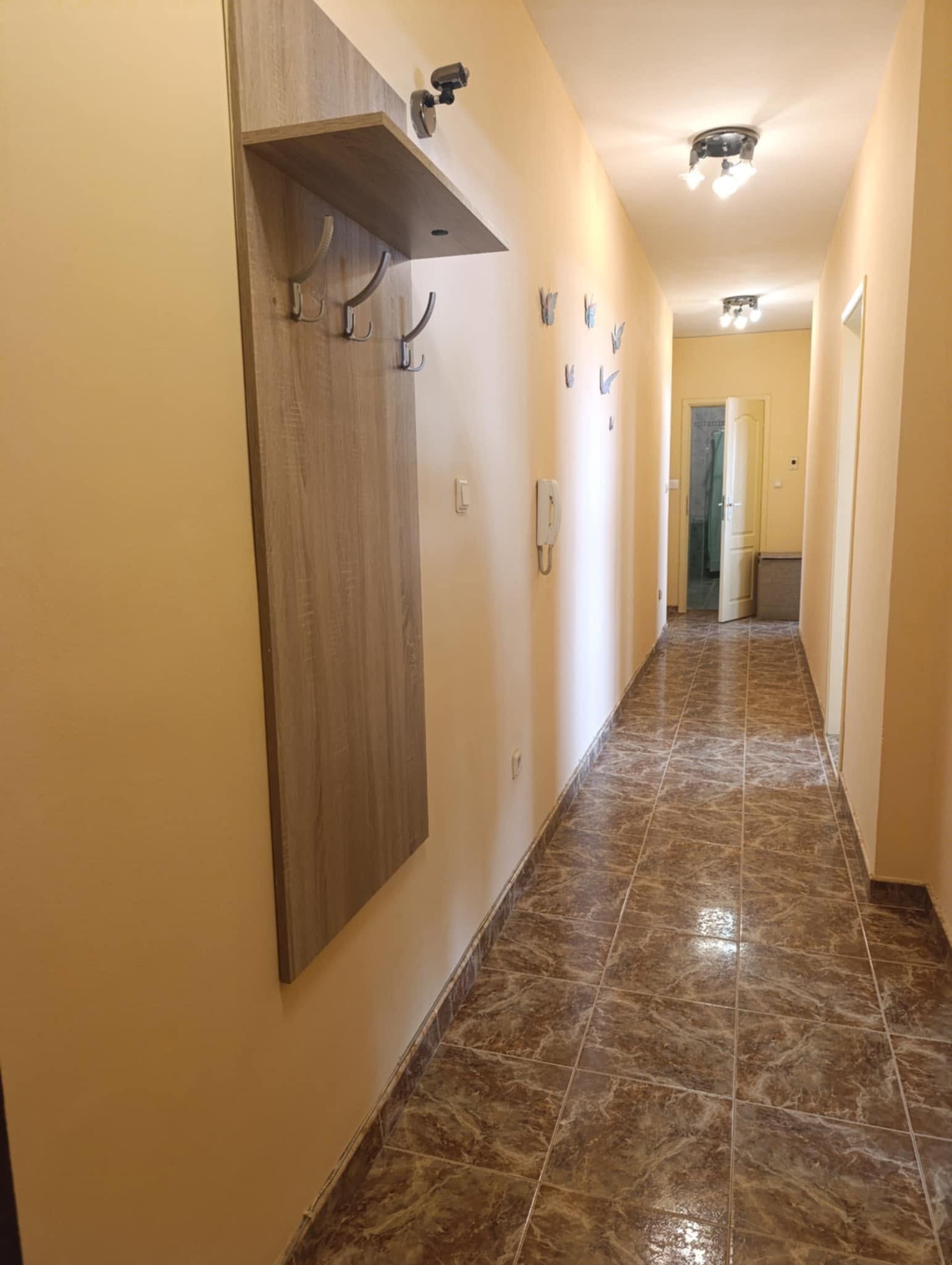Дава под наем 4-СТАЕН, гр. Варна, Левски 1, снимка 8 - Апартаменти - 56263911