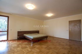 3+ camere da letto Geo Milev, Sofia 11