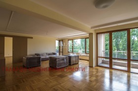 3+ camere da letto Geo Milev, Sofia 1