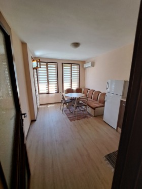1 dormitor Țentâr, Burgas