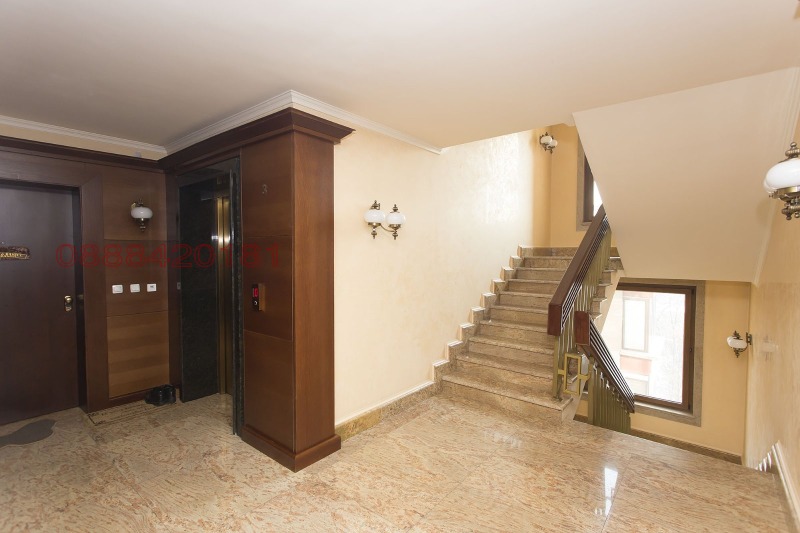Da affittare  2 camere da letto Sofia , Iztok , 250 mq | 14879200 - Immagine [4]