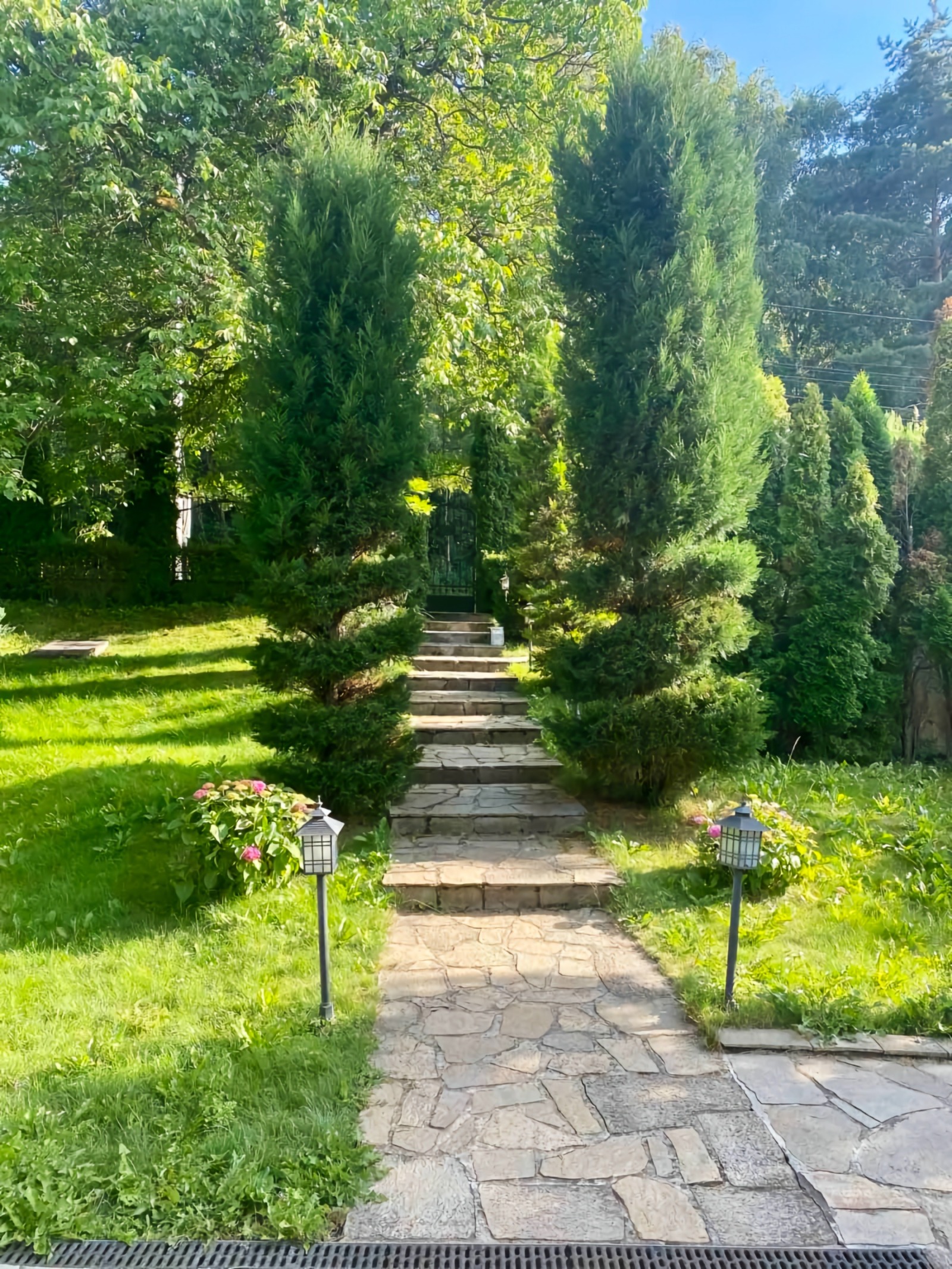 Дава под наем КЪЩА, гр. София, Симеоново, снимка 2 - Къщи - 55063916