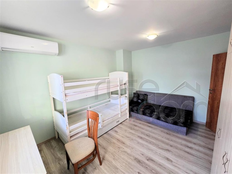 Издаје се  1 спаваћа соба Русе , Централен кооп. пазар , 75 м2 | 46156284 - слика [3]