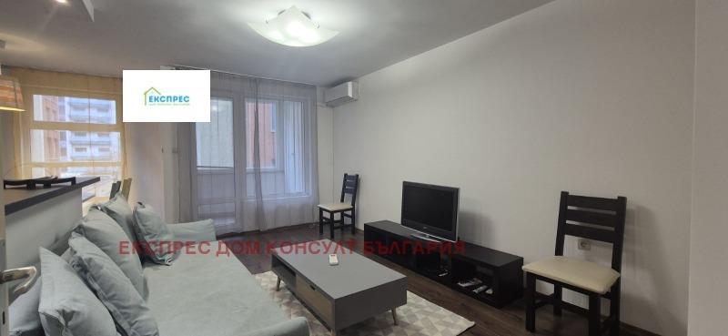 Дава под наем 3-СТАЕН, гр. София, Център, снимка 2 - Апартаменти - 52574227