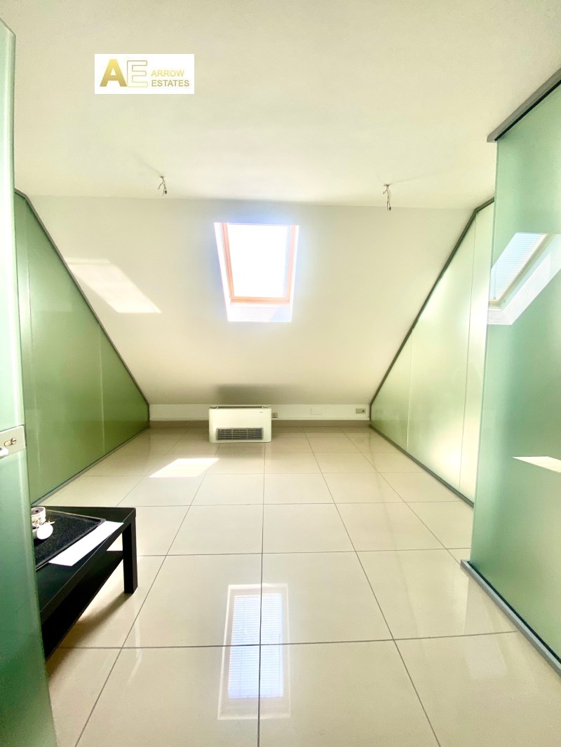 De inchiriat  Birou Sofia , Țentâr , 200 mp | 34785285 - imagine [12]